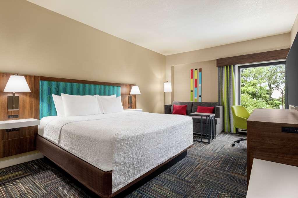 Hampton Inn Atlanta-Stone Mountain Room photo